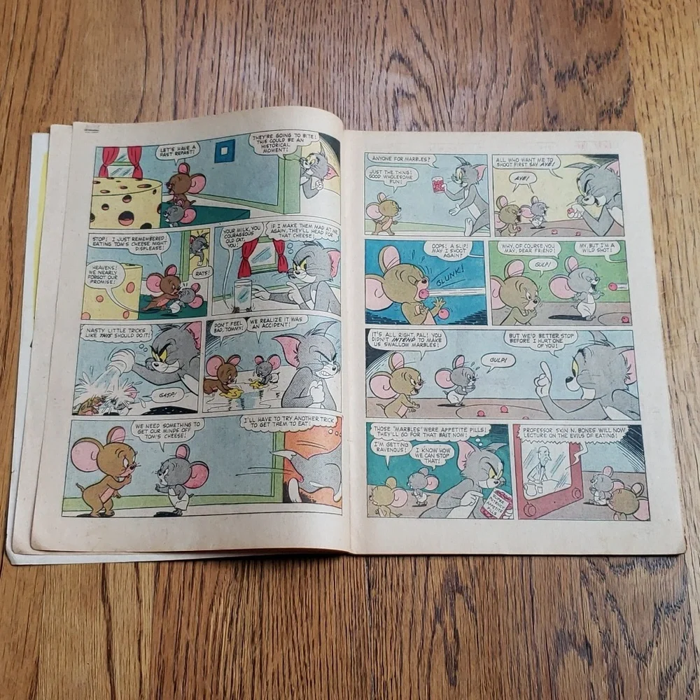 Vintage 60s Tom And Jerry Vol. 1 No. 202 Dell Comics Comic Book - Picture 5 of 15